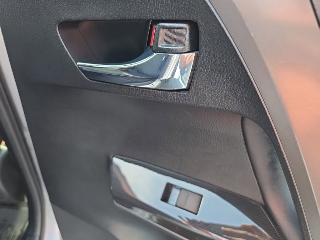 Used 2017 Toyota RAV4 SE w/ Power Special Value Package image 40