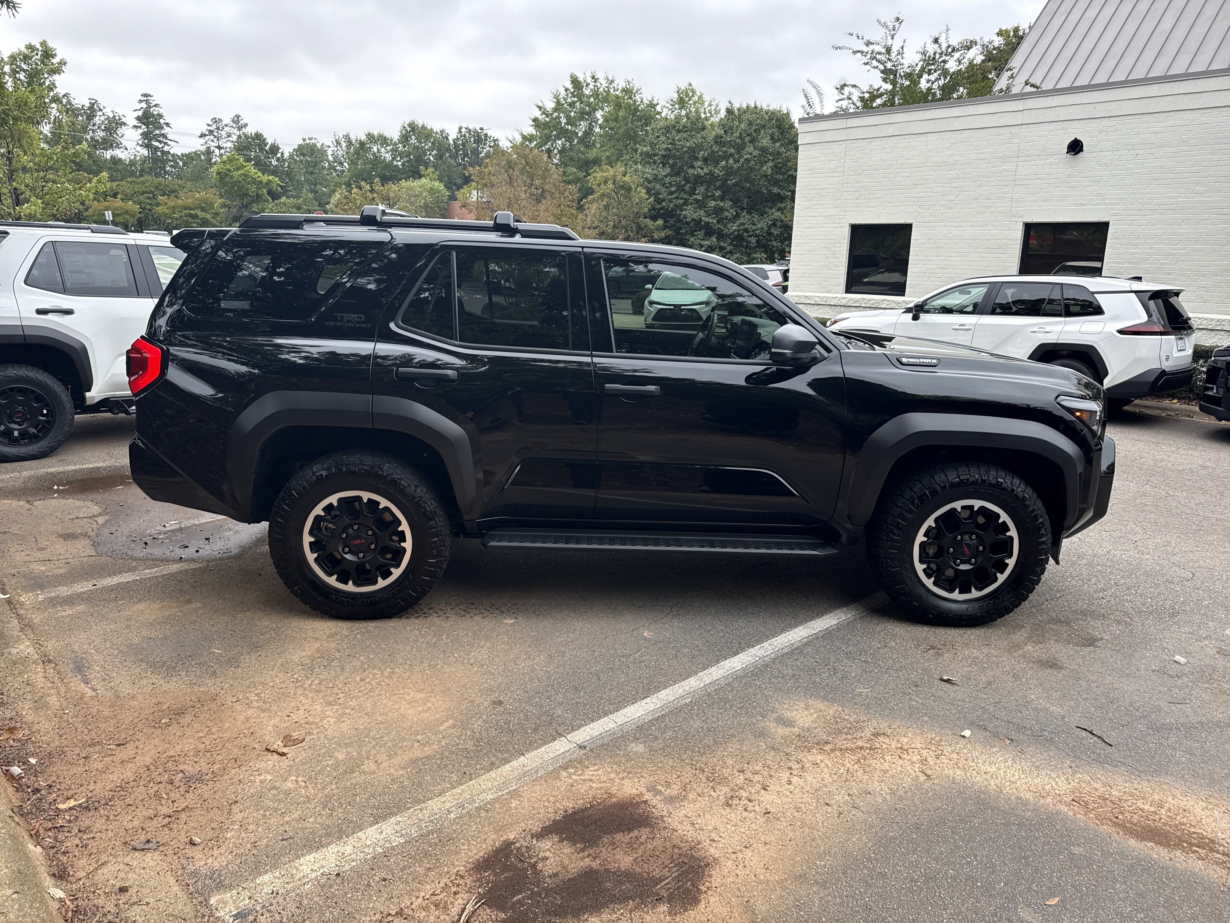 Used 2025 Toyota 4Runner TRD Off-Road Premium AWD/4WD image 11