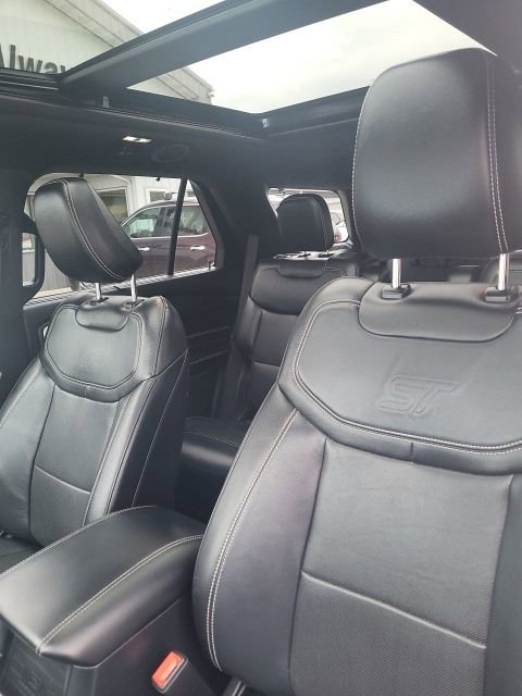 Used 2021 Ford Explorer ST w/ ST Street Pack image 14