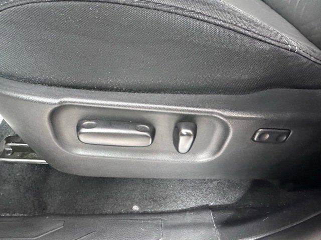 Used 2020 Toyota Tacoma TRD Sport image 19