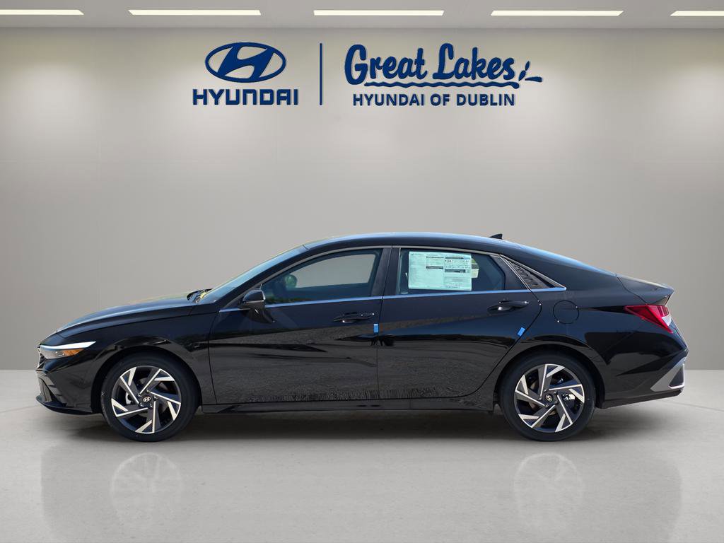 New 2026 Hyundai Elantra Limited FWD image 2