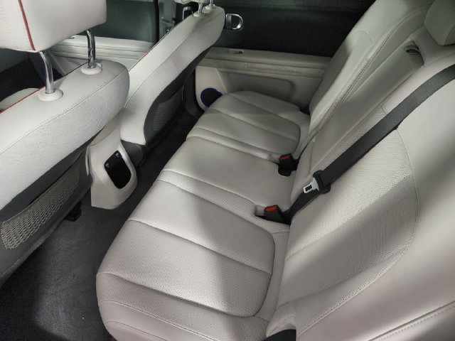 Certified 2023 Hyundai Ioniq 5 Limited AWD/4WD image 16
