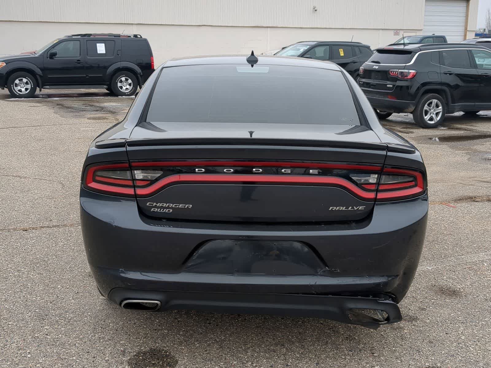 Used 2016 Dodge Charger SXT w/ Rallye Group image 13