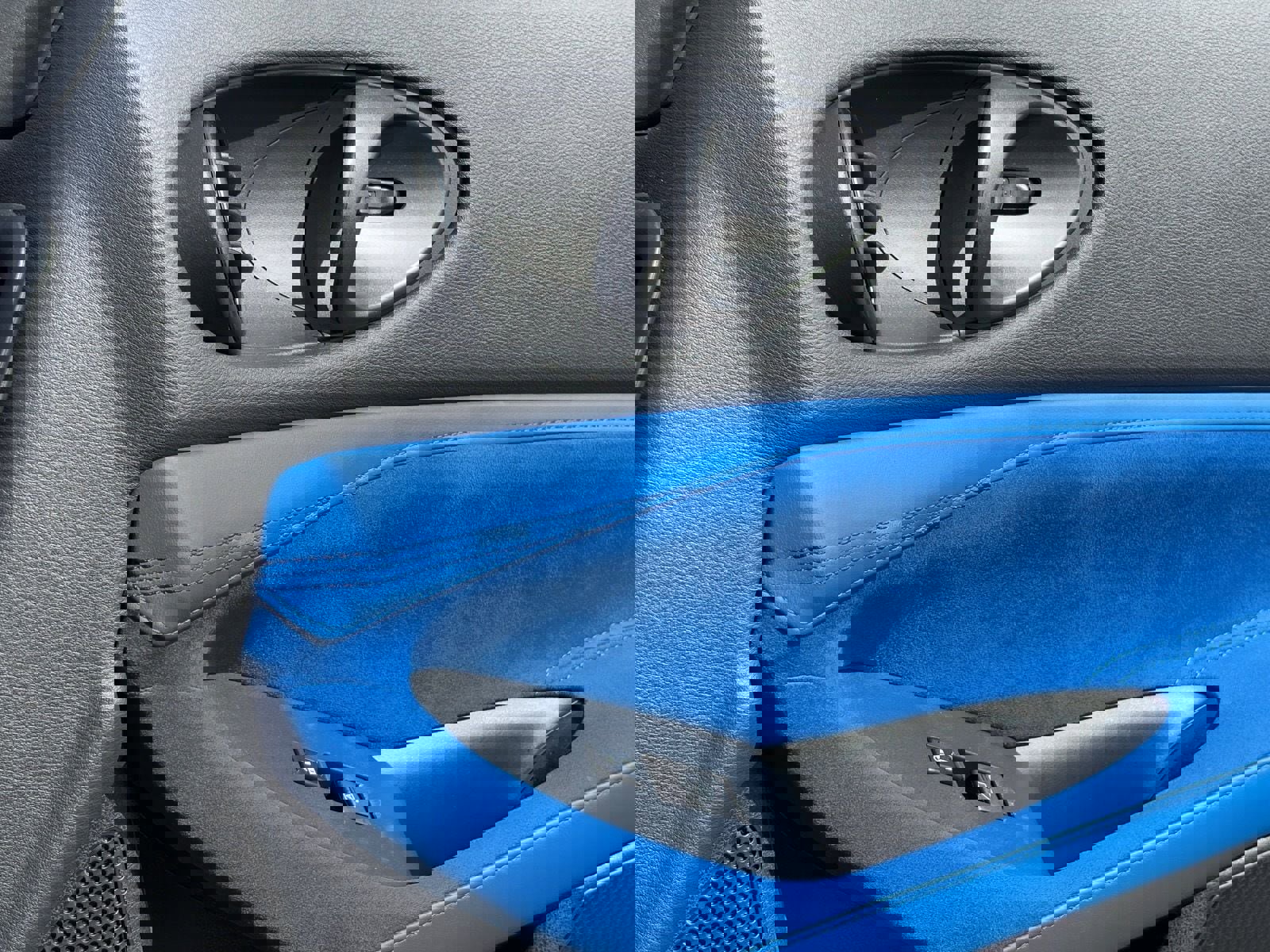 Certified 2024 Nissan Z Performance w/ Floor Mat Package image 10