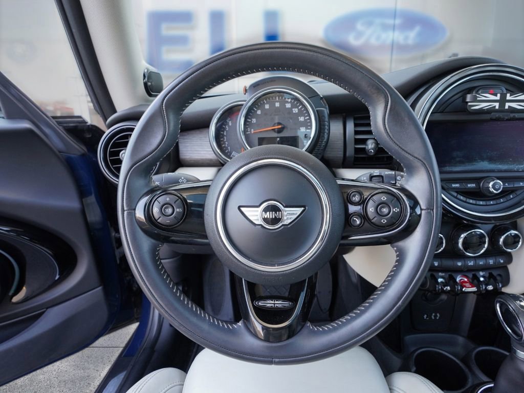Used 2015 MINI Cooper S image 23