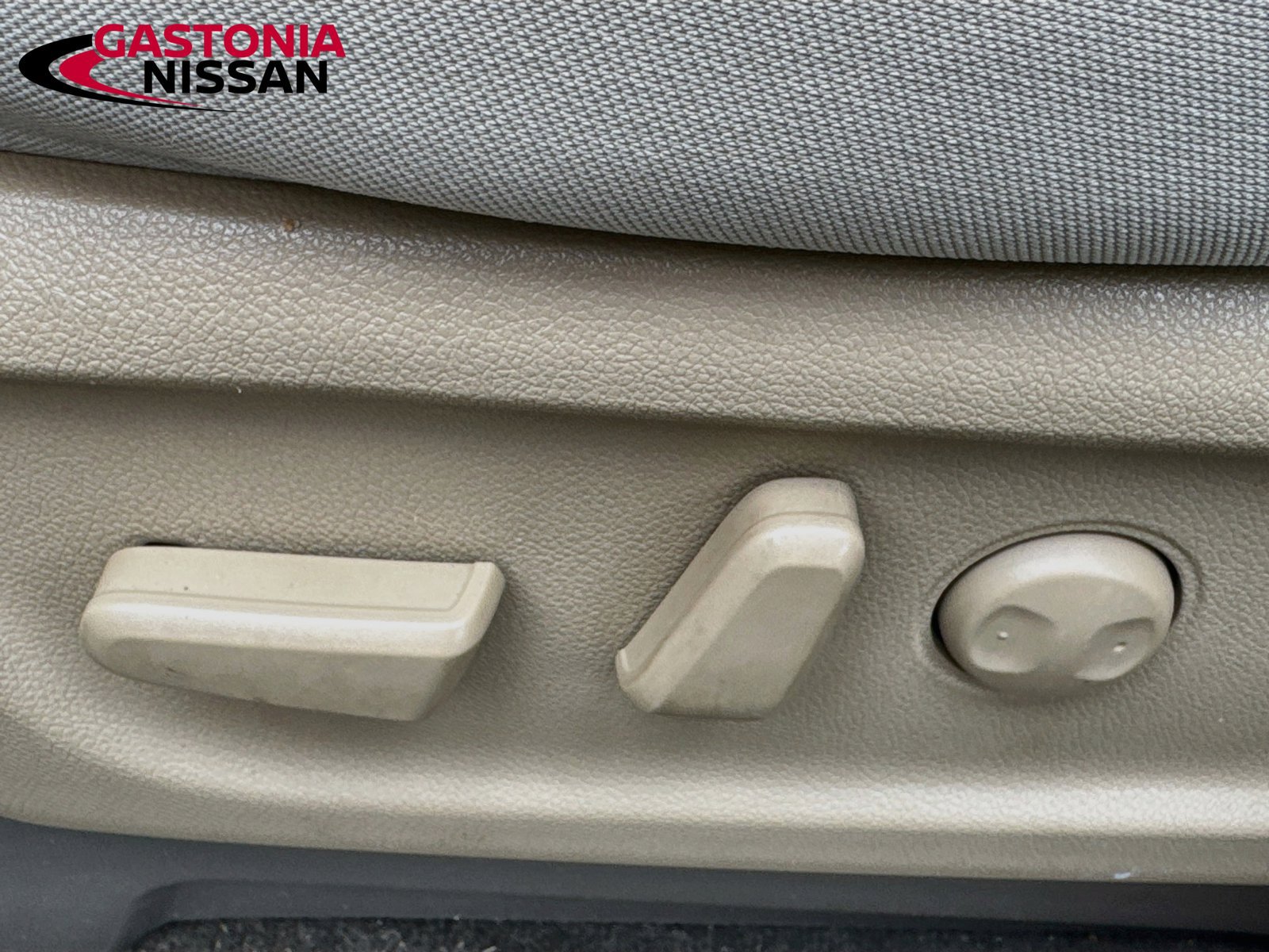 Used 2017 Kia Sedona LX FWD image 25
