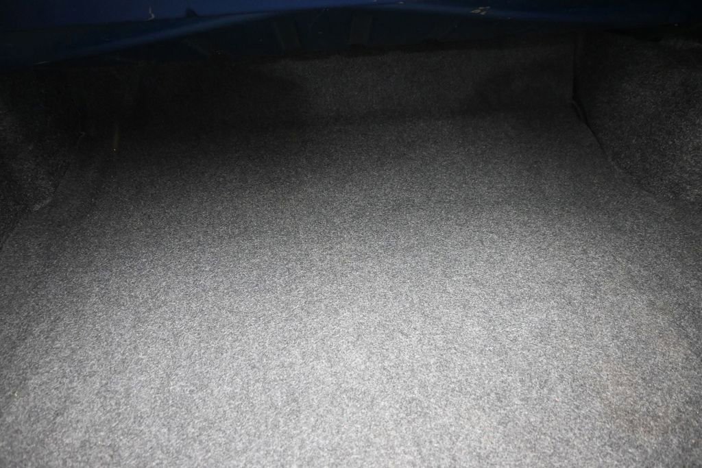 Used 2006 Ford Mustang GT RWD image 9