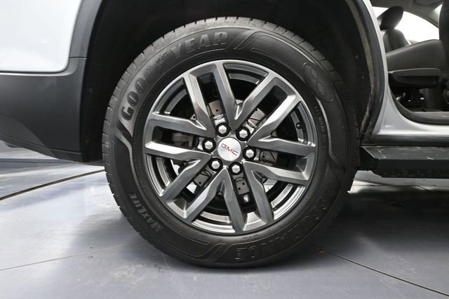 Used 2017 GMC Acadia SLT AWD/4WD image 14