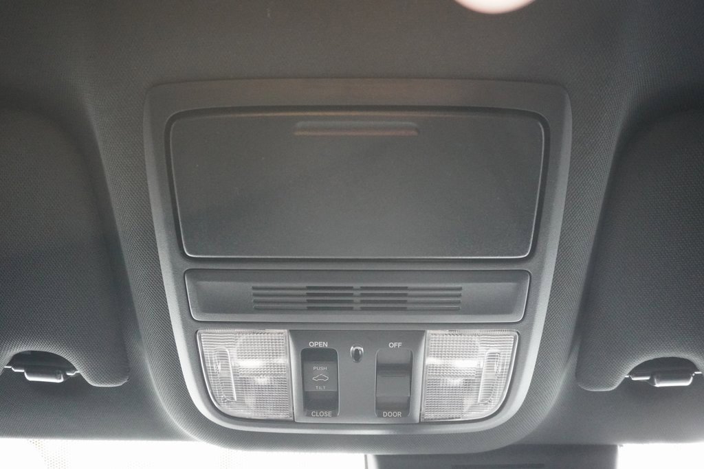 Used 2019 Honda Accord Sport image 18