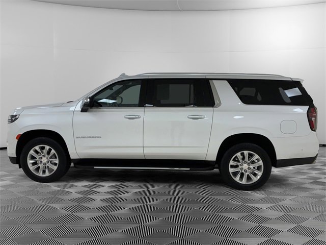 Used 2024 Chevrolet Suburban Premier w/ Advanced Technology Package image 6