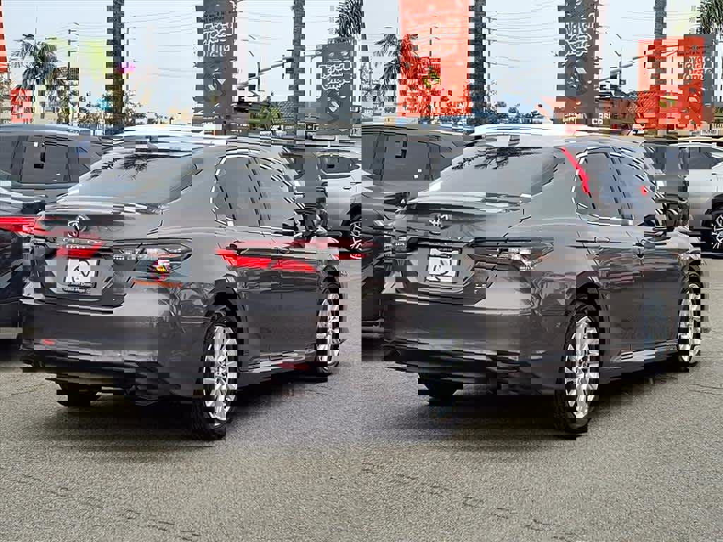 Certified 2023 Toyota Camry LE image 4