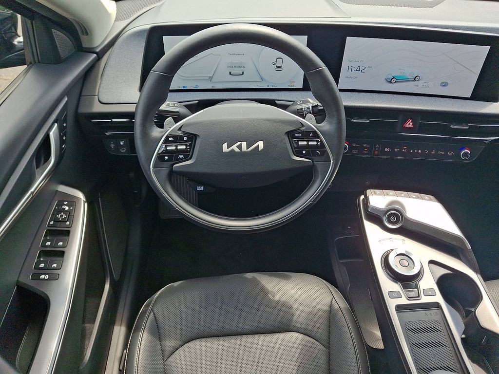 Used 2024 Kia EV6 Wind w/ Wind Technology Package AWD/4WD image 12