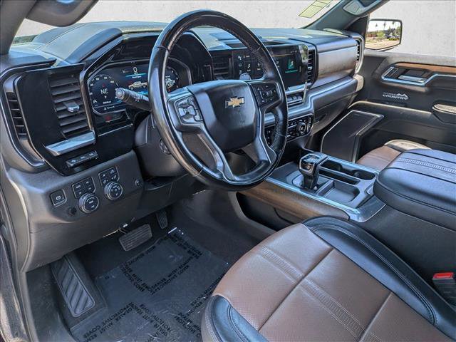 Used 2023 Chevrolet Silverado 1500 High Country w/ High Country Premium Package AWD/4WD image 12