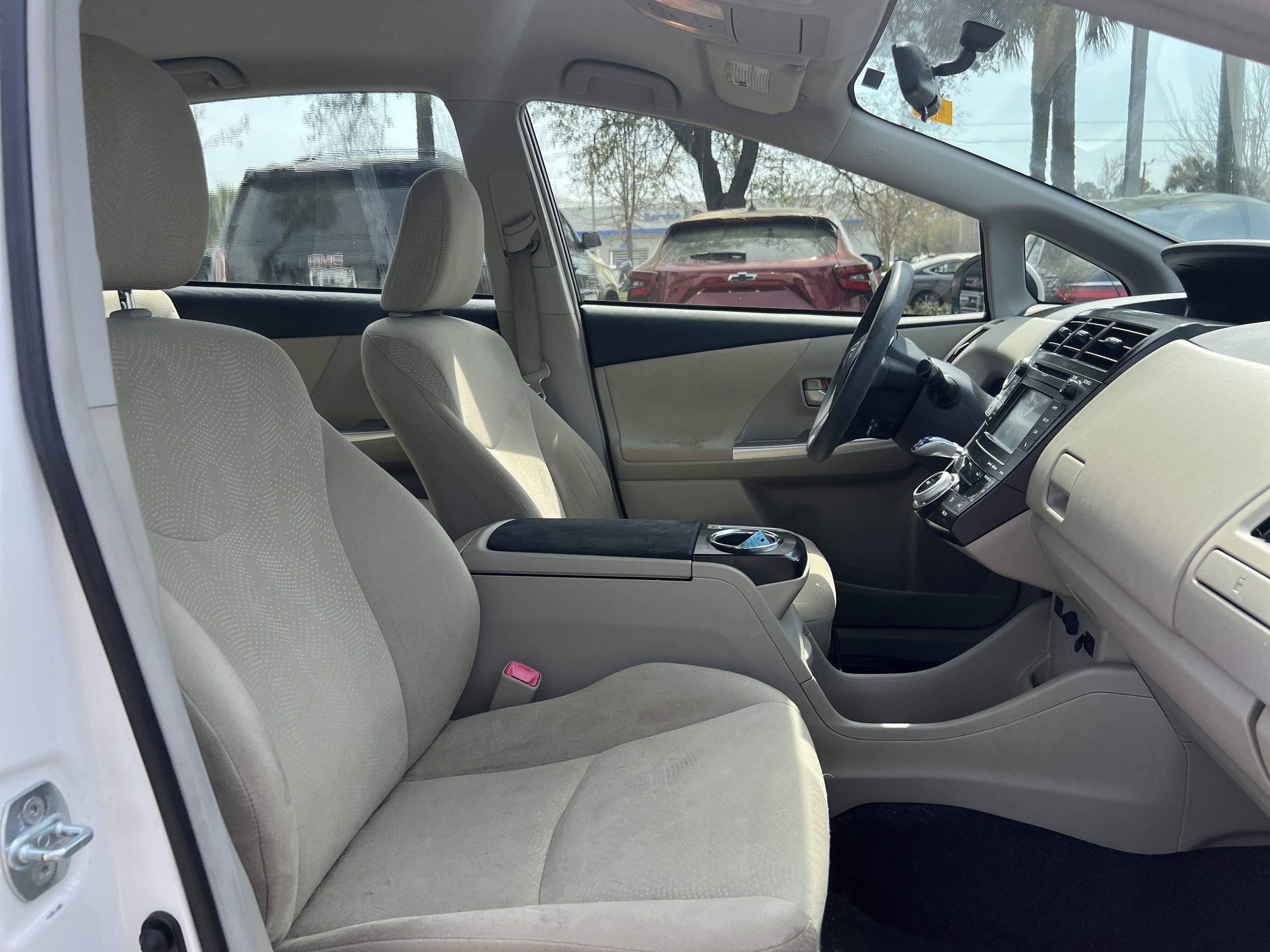 Used 2012 Toyota Prius V Three image 32