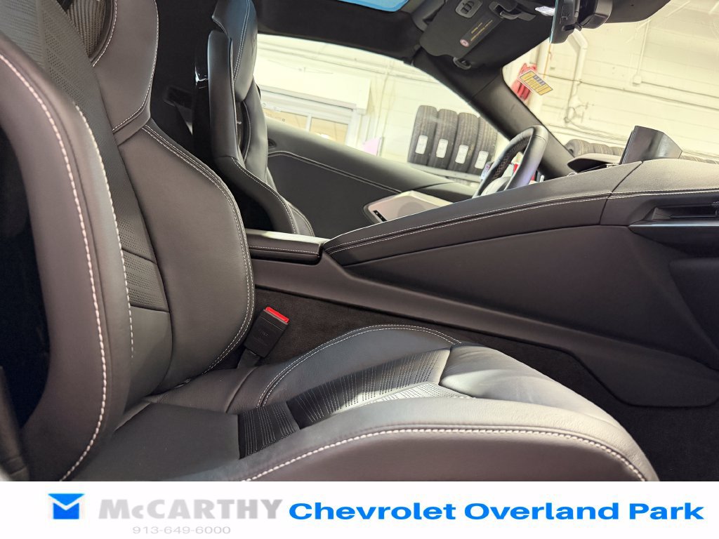 Used 2022 Chevrolet Corvette Stingray Preferred Cpe w/ 2LT RWD image 28