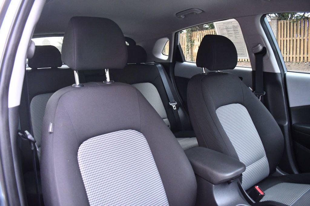 Used 2019 Hyundai Kona SE w/ Cargo Package image 22