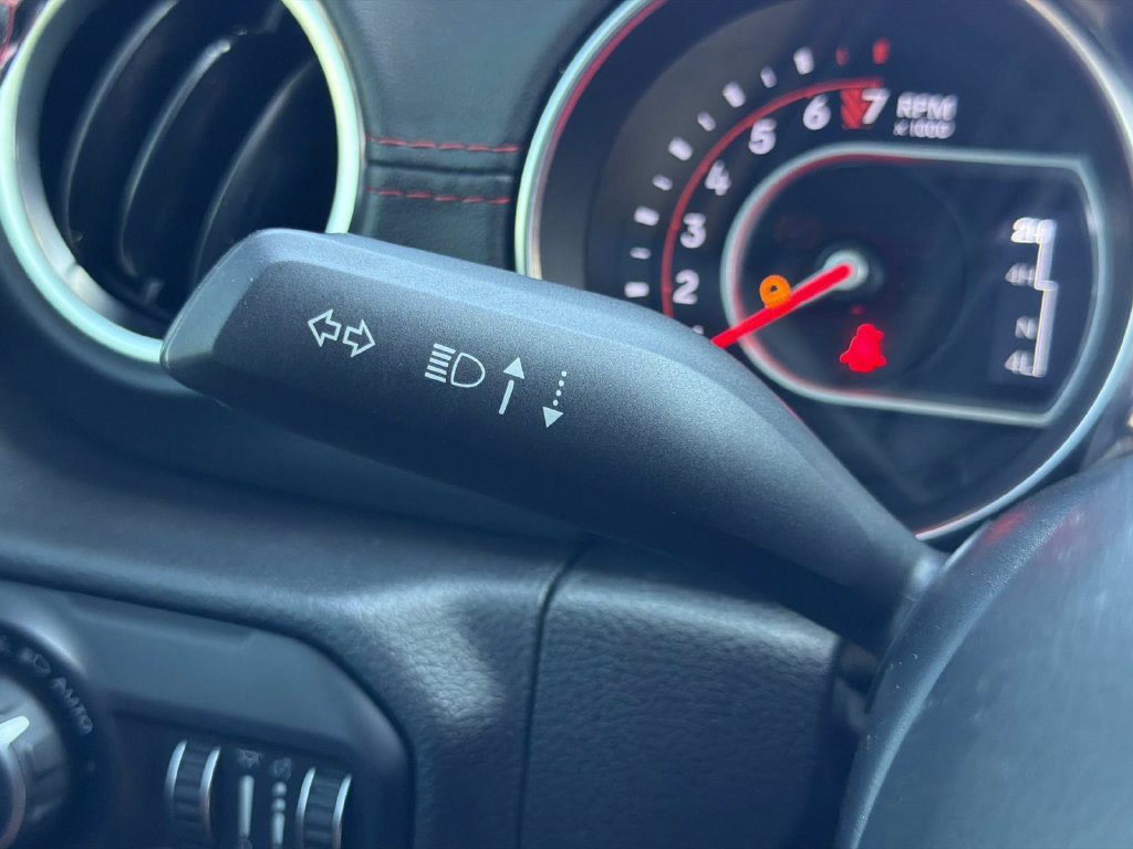 Used 2020 Jeep Gladiator Rubicon AWD/4WD image 38