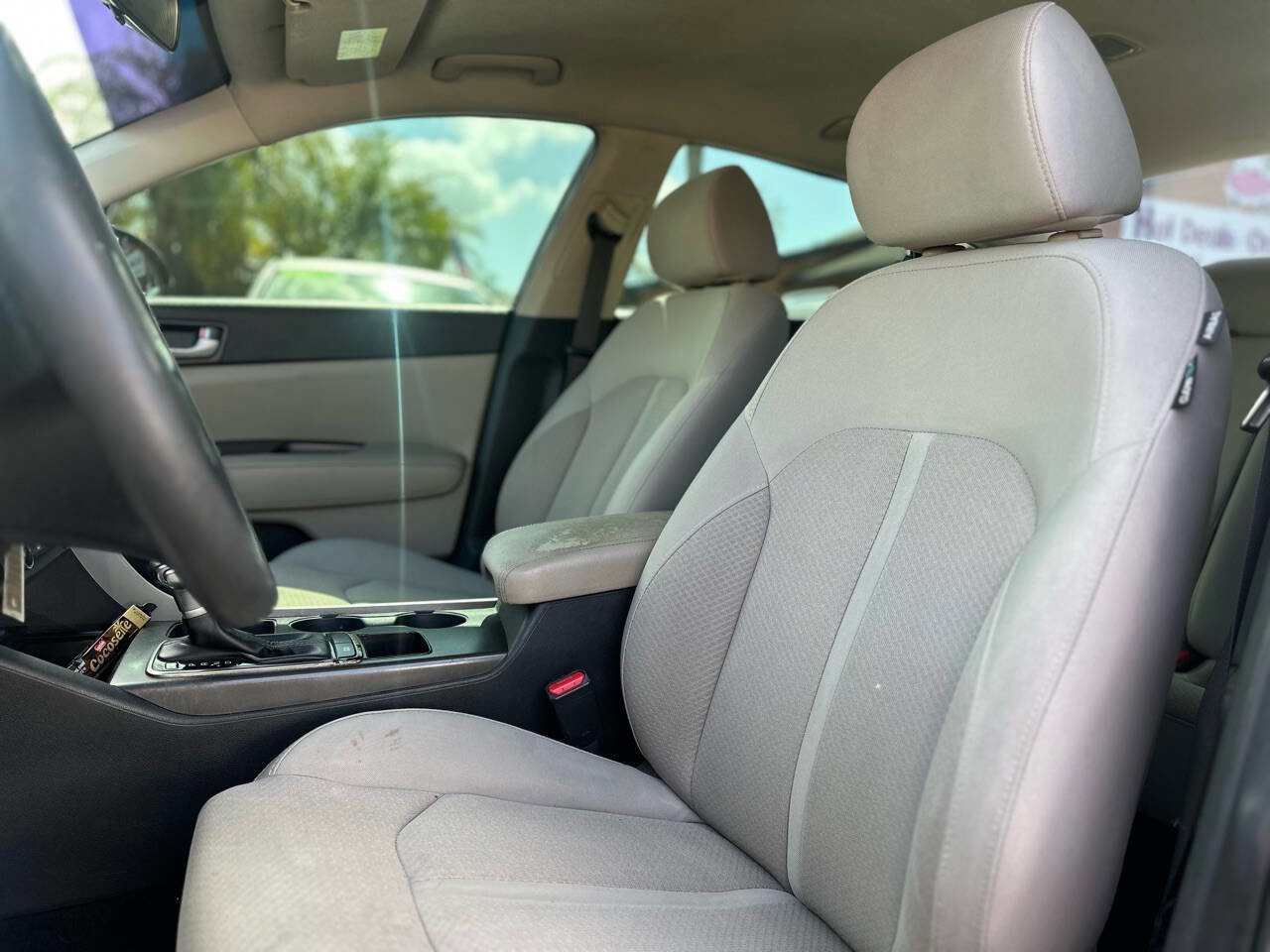 Used 2018 Kia Optima LX image 12