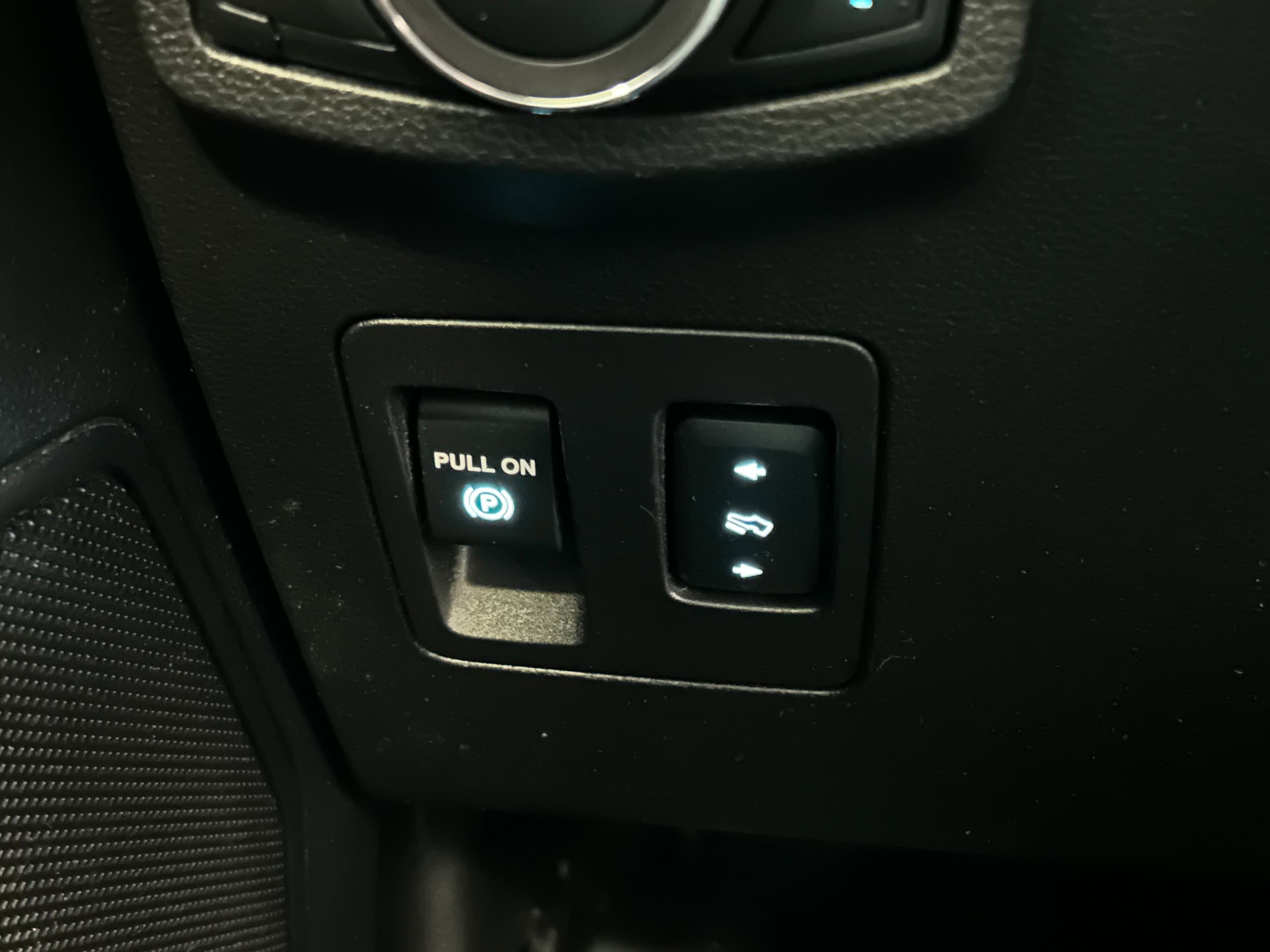 Used 2018 Ford F150 XLT w/ Equipment Group 302A Luxury AWD/4WD image 12
