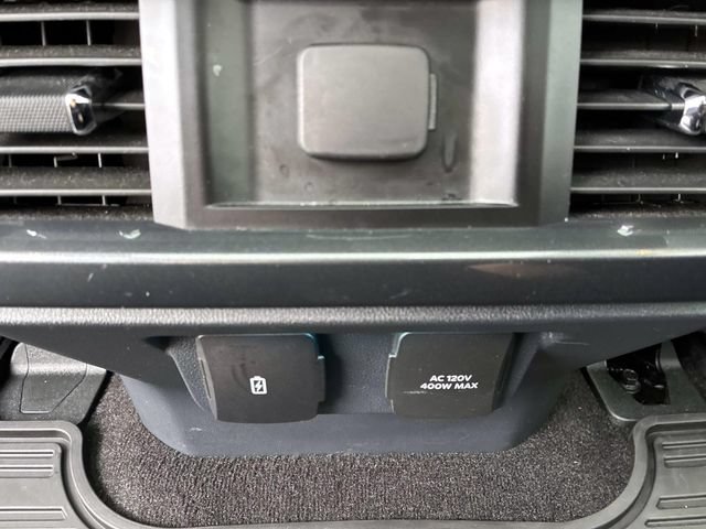 Used 2022 Ford F150 Lariat AWD/4WD image 17