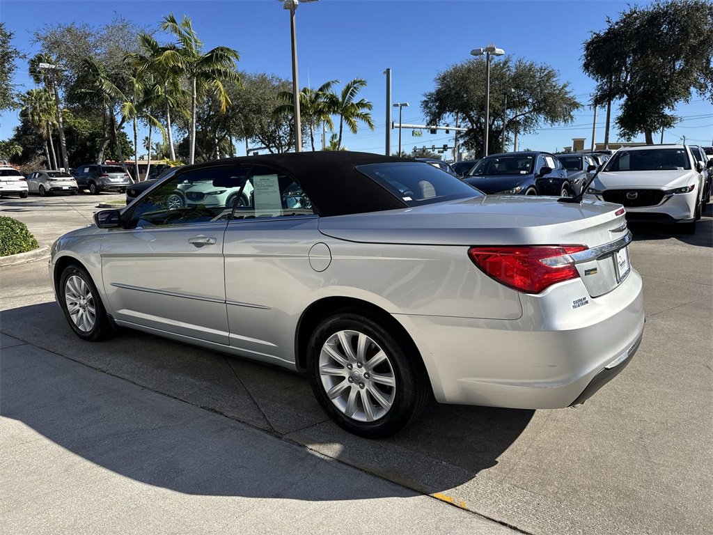 Used 2011 Chrysler 200 Touring image 13