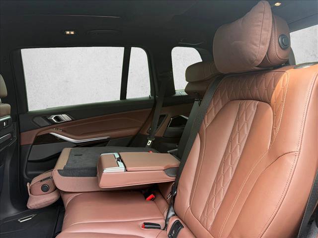 Used 2025 BMW X7 xDrive40i w/ M Sport Package AWD/4WD image 20
