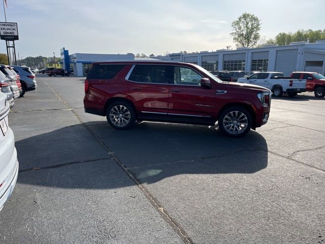 Used 2021 GMC Yukon Denali w/ Denali Ultimate Package image 2