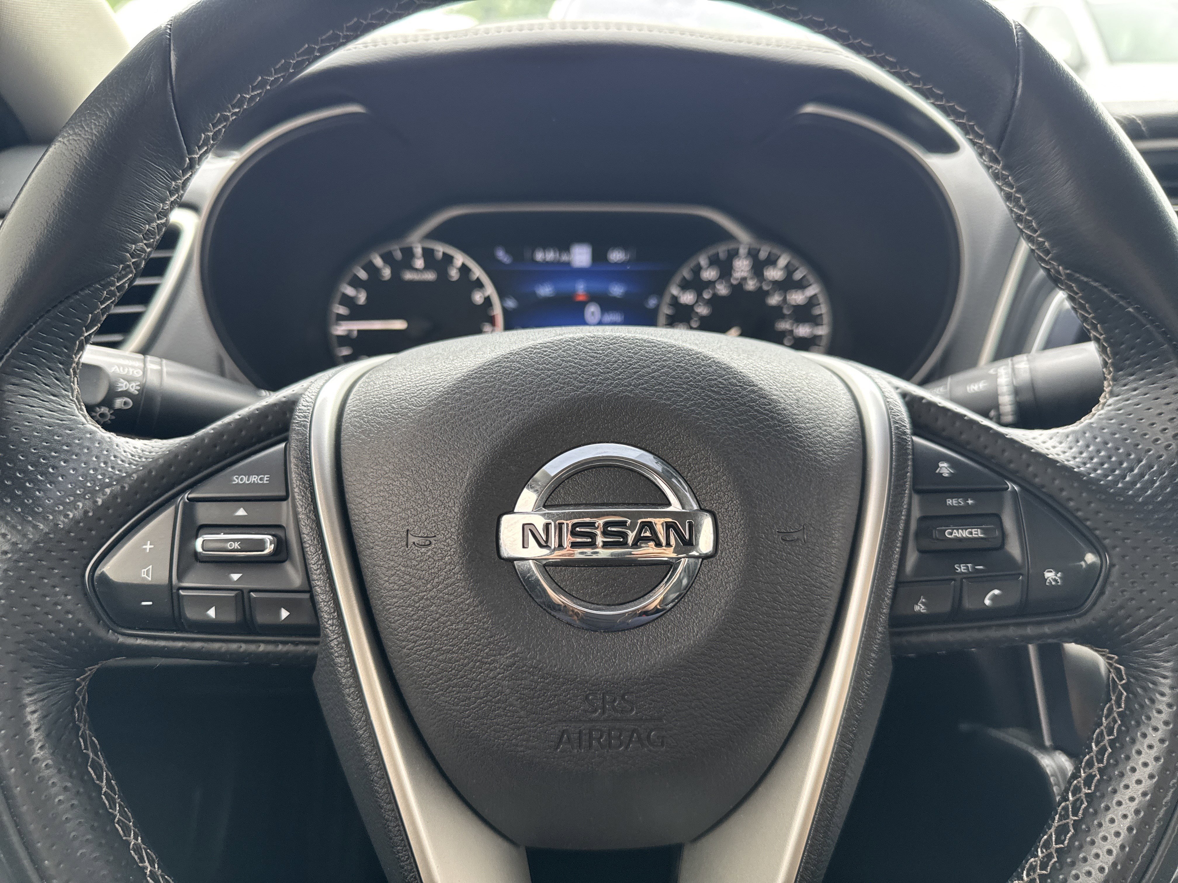 Used 2021 Nissan Maxima 3.5 SV w/ Floor Mat Group FWD image 10