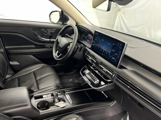 Certified 2023 Lincoln Corsair AWD w/ Equipment Group 101A image 25