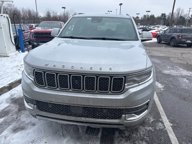 Used 2022 Jeep Wagoneer Series III w/ Premium Group I image 3