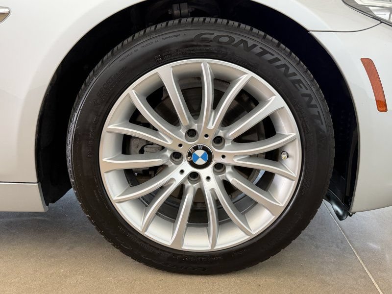 Used 2015 BMW 528i Sedan RWD image 12