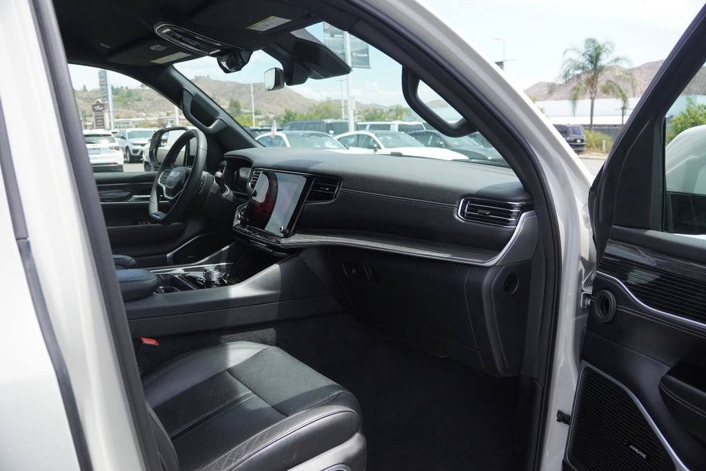 Certified 2022 Jeep Wagoneer Series II RWD image 31