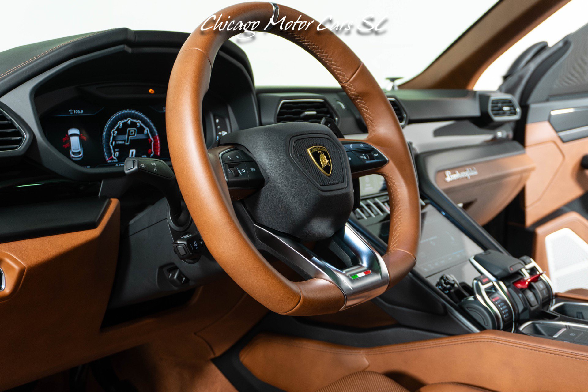 Used 2021 Lamborghini Urus AWD/4WD image 37