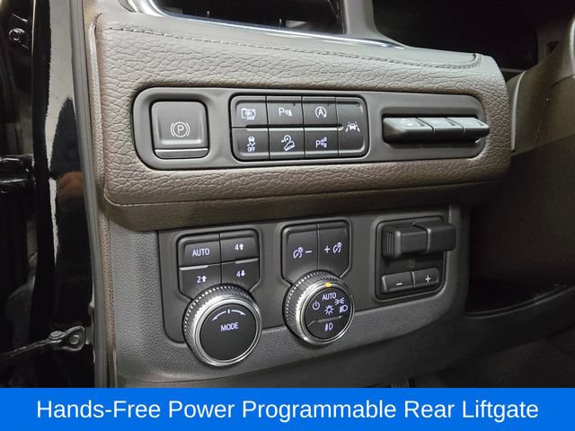 Used 2023 GMC Yukon Denali w/ Advanced Technology Package AWD/4WD image 19