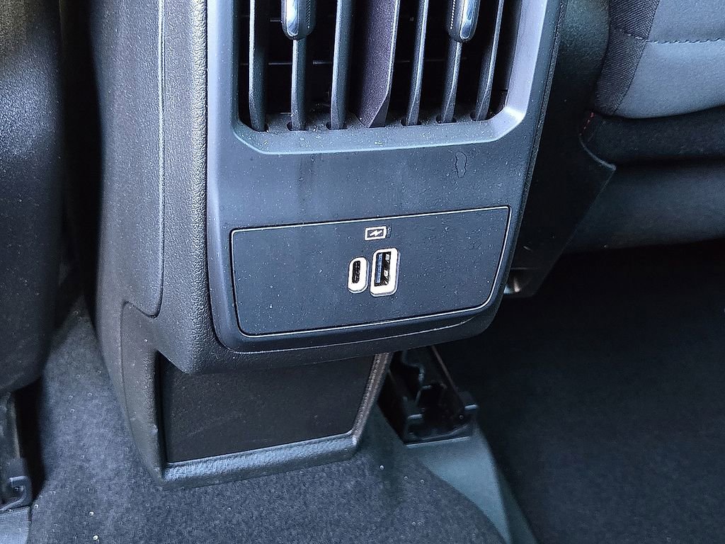 Used 2024 Dodge Hornet GT image 16