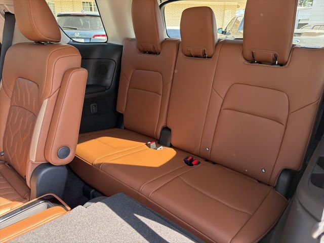 New 2026 Nissan Pathfinder Platinum AWD/4WD image 14