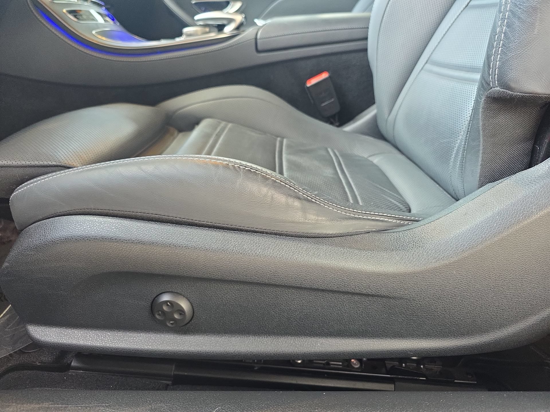Certified 2022 Mercedes-Benz E 53 AMG 4MATIC Cabriolet image 28