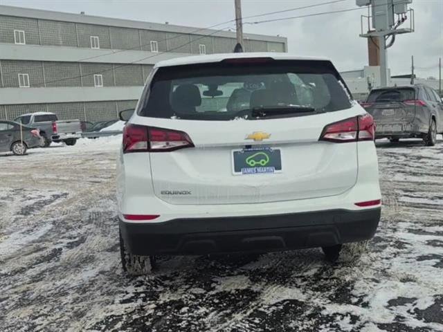 Used 2024 Chevrolet Equinox LS w/ Driver Confidence II Package image 6