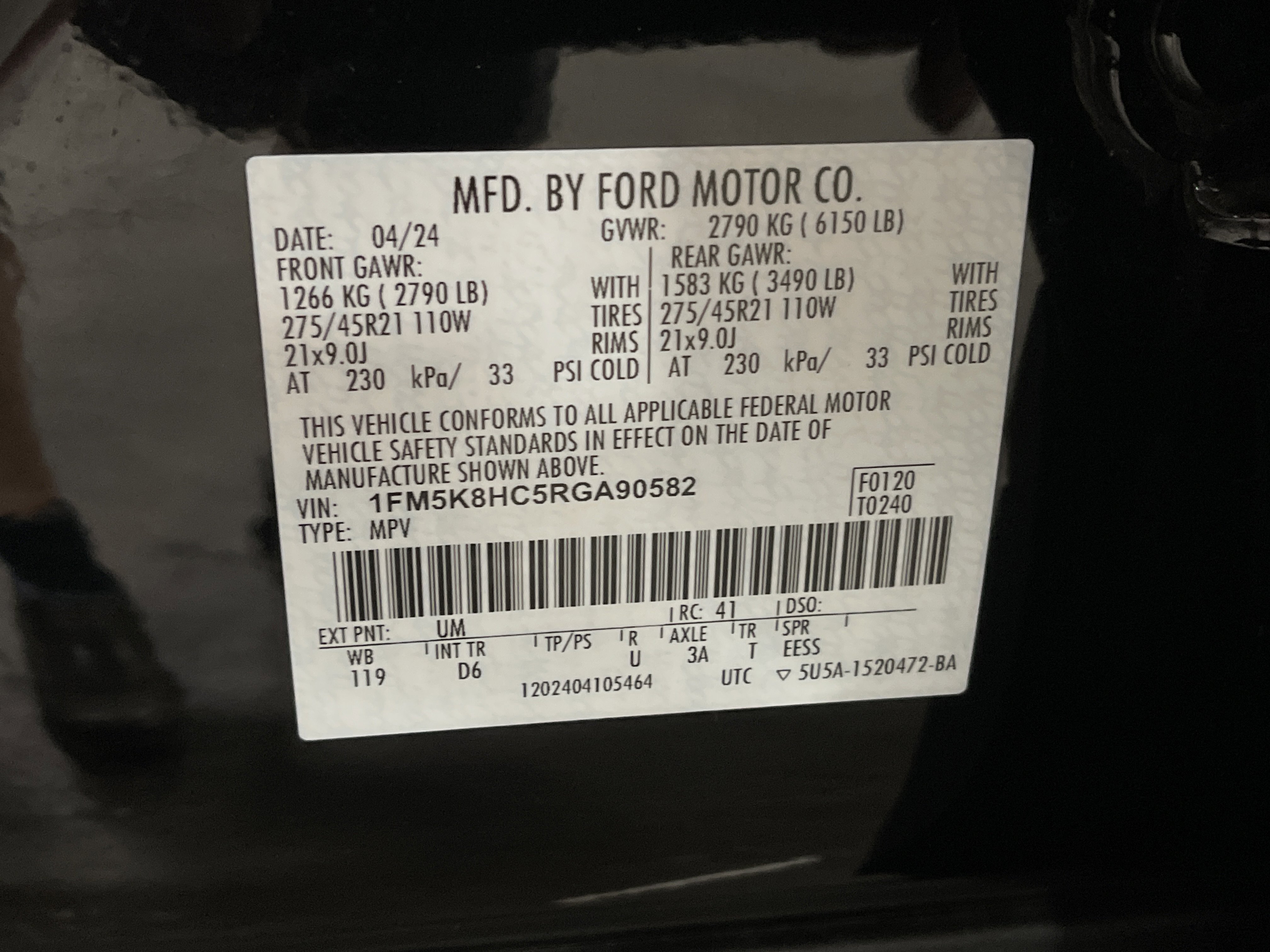 Used 2024 Ford Explorer Platinum w/ Technology Package image 30