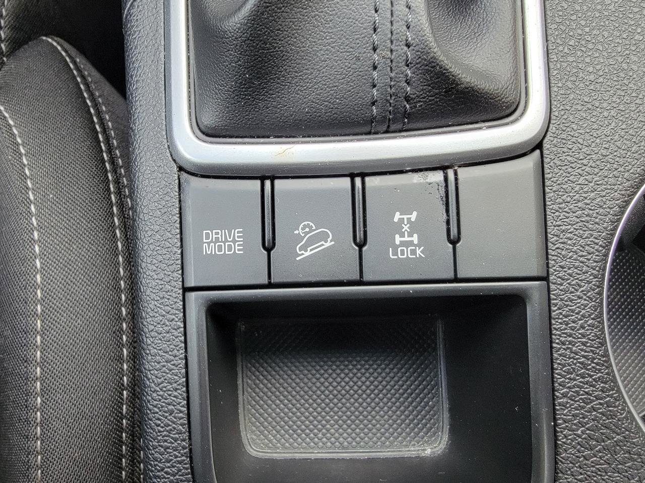 Used 2020 Kia Sportage LX image 37