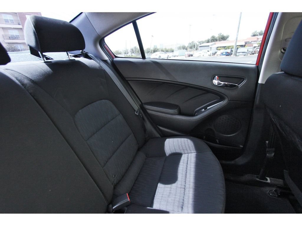 Used 2016 Kia Forte LX FWD image 10