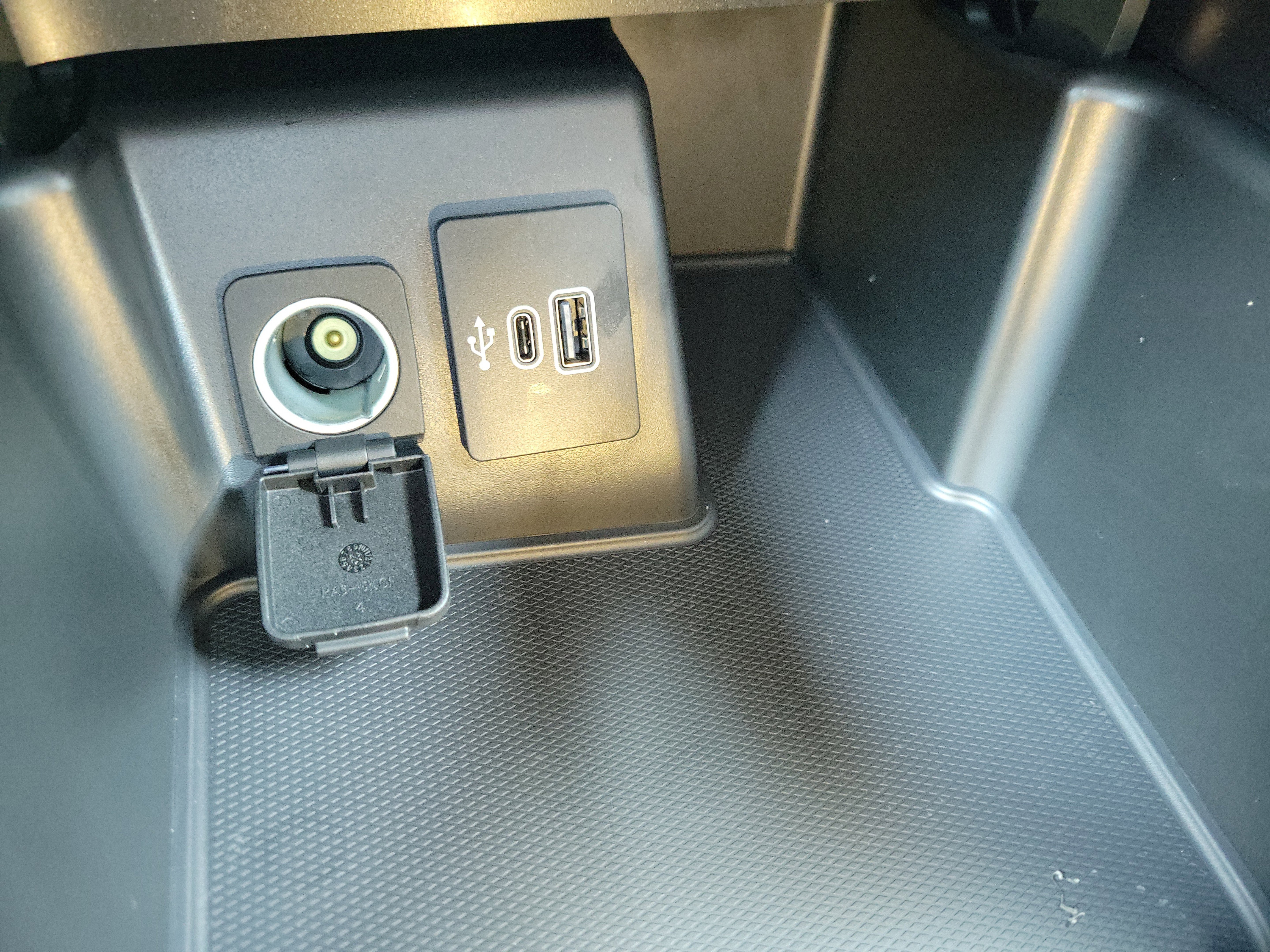 New 2025 Ford Explorer ST-Line w/ Premium Package image 28