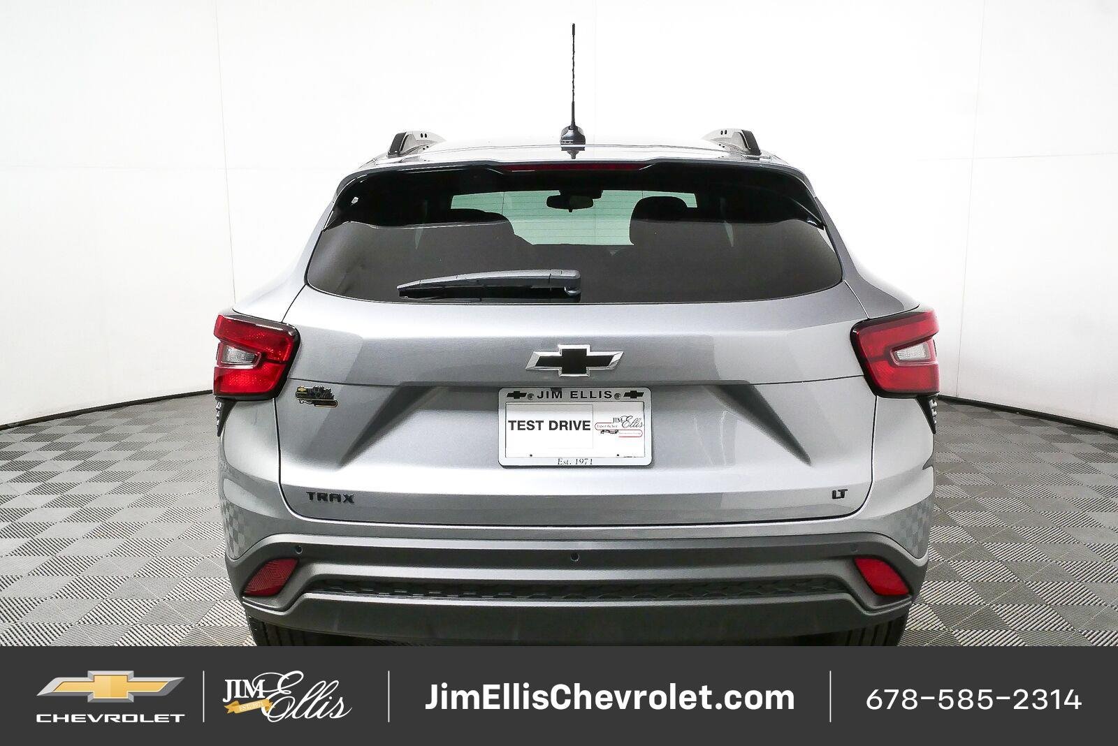 New 2026 Chevrolet Trax LT w/ Driver Confidence Package FWD image 24
