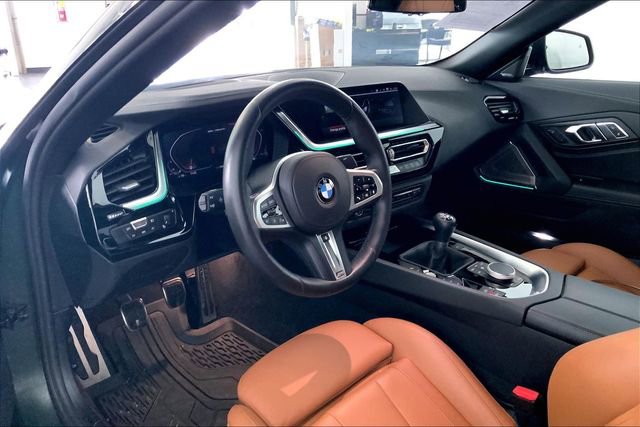 Used 2025 BMW Z4 M40i w/ Edition RWD image 7