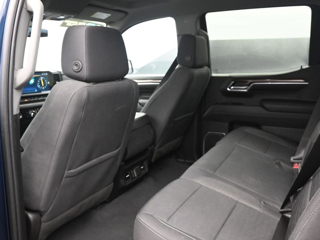 Used 2023 Chevrolet Silverado 1500 LT image 17