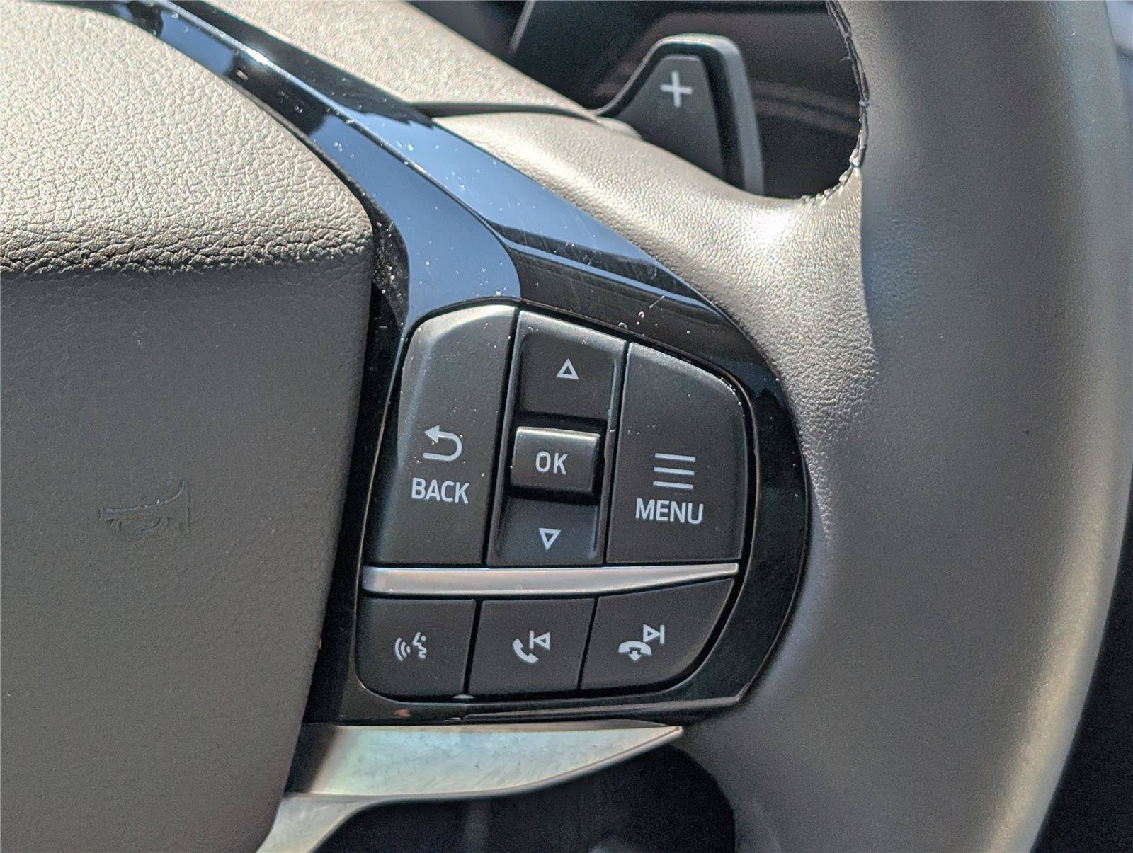 Used 2021 Ford Explorer Platinum w/ Equipment Group 601A AWD/4WD image 27