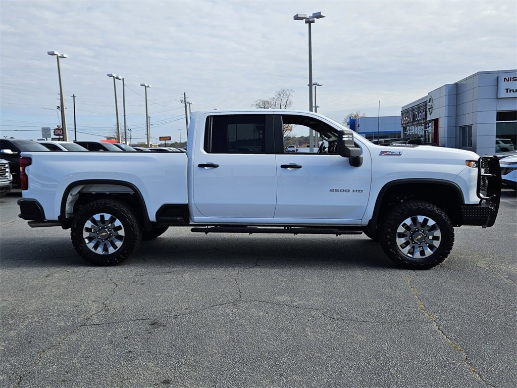 Used 2026 Chevrolet Silverado 2500 Custom w/ Custom Value Package image 13
