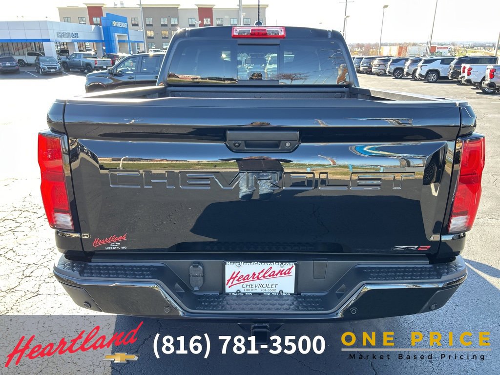 Used 2024 Chevrolet Colorado ZR2 w/ ZR2 Convenience Package III image 6