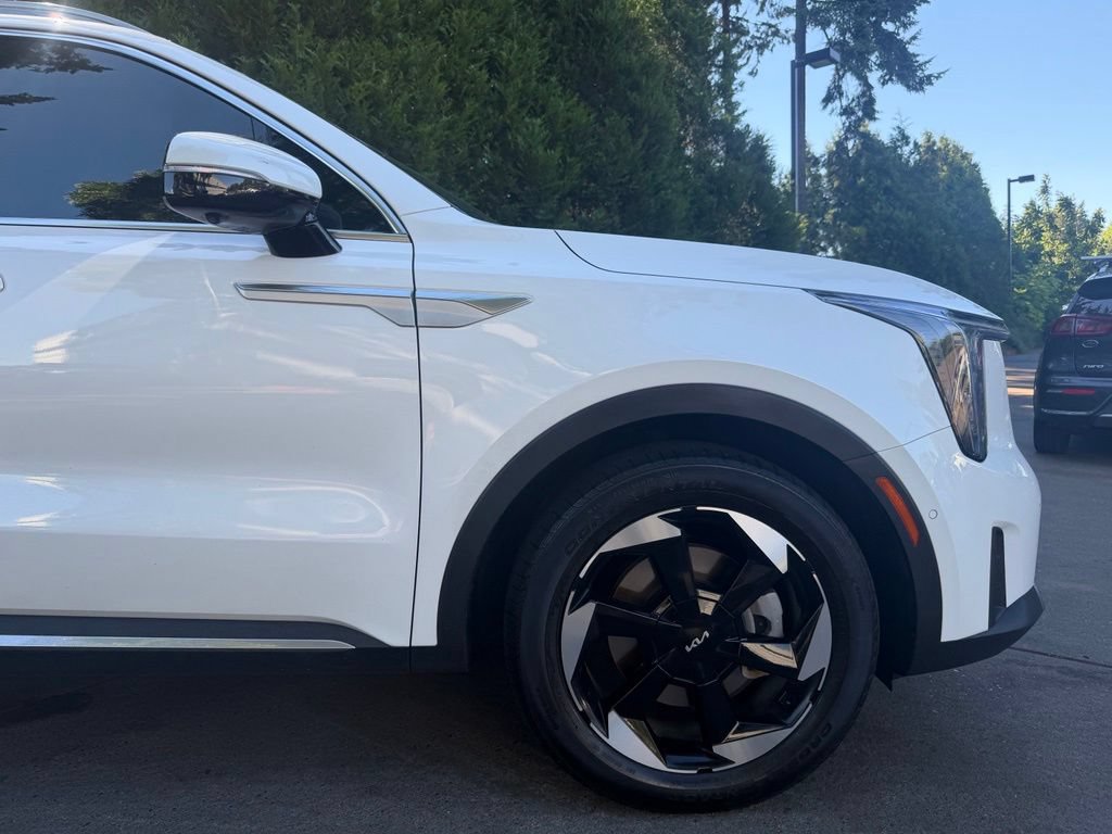 Used 2025 Kia Sorento SX Prestige AWD/4WD image 2