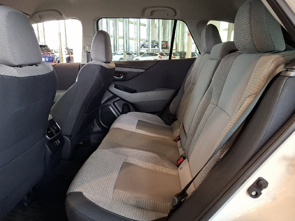 Certified 2024 Subaru Outback Premium AWD/4WD image 14